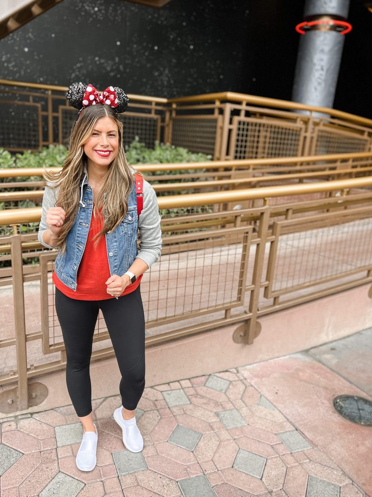 disneyland outfit inspo